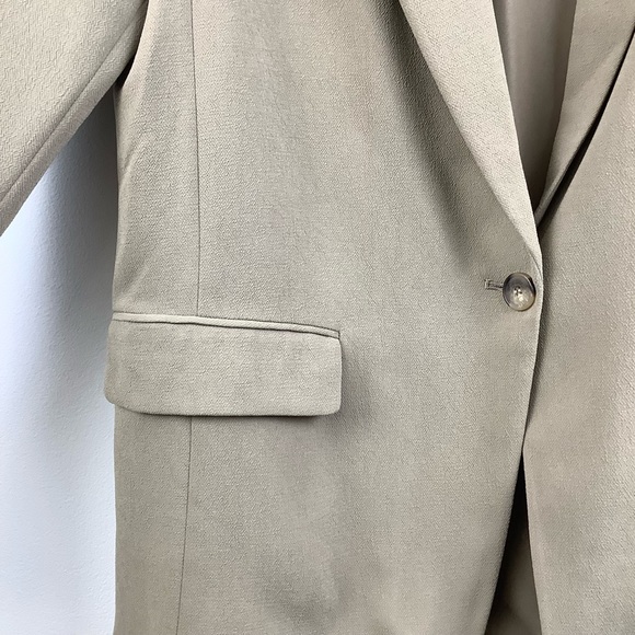 H&M Single Breasted Blazer in Taupe - Picture 2 of 5
